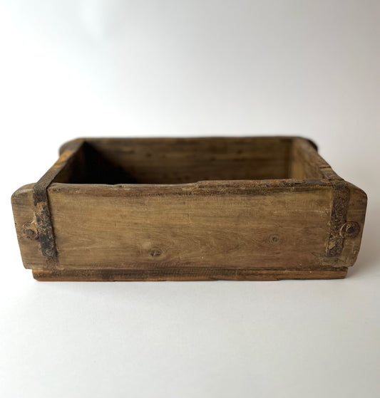 Brick Mould single