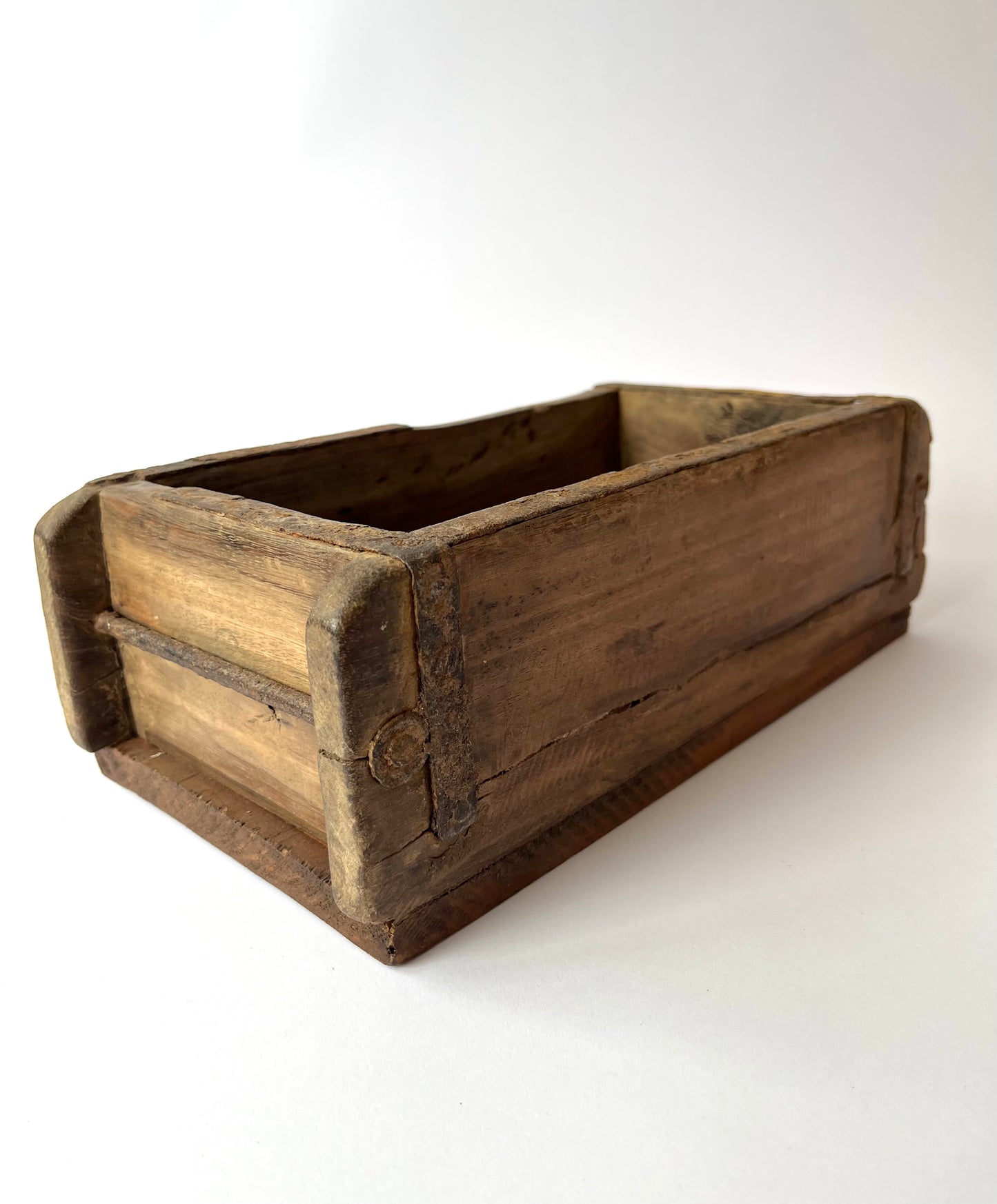 Brick Mould single